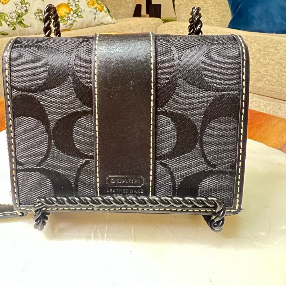 Coach Black Signature Pattern Wallet and Card Holder - Picture 2 of 11